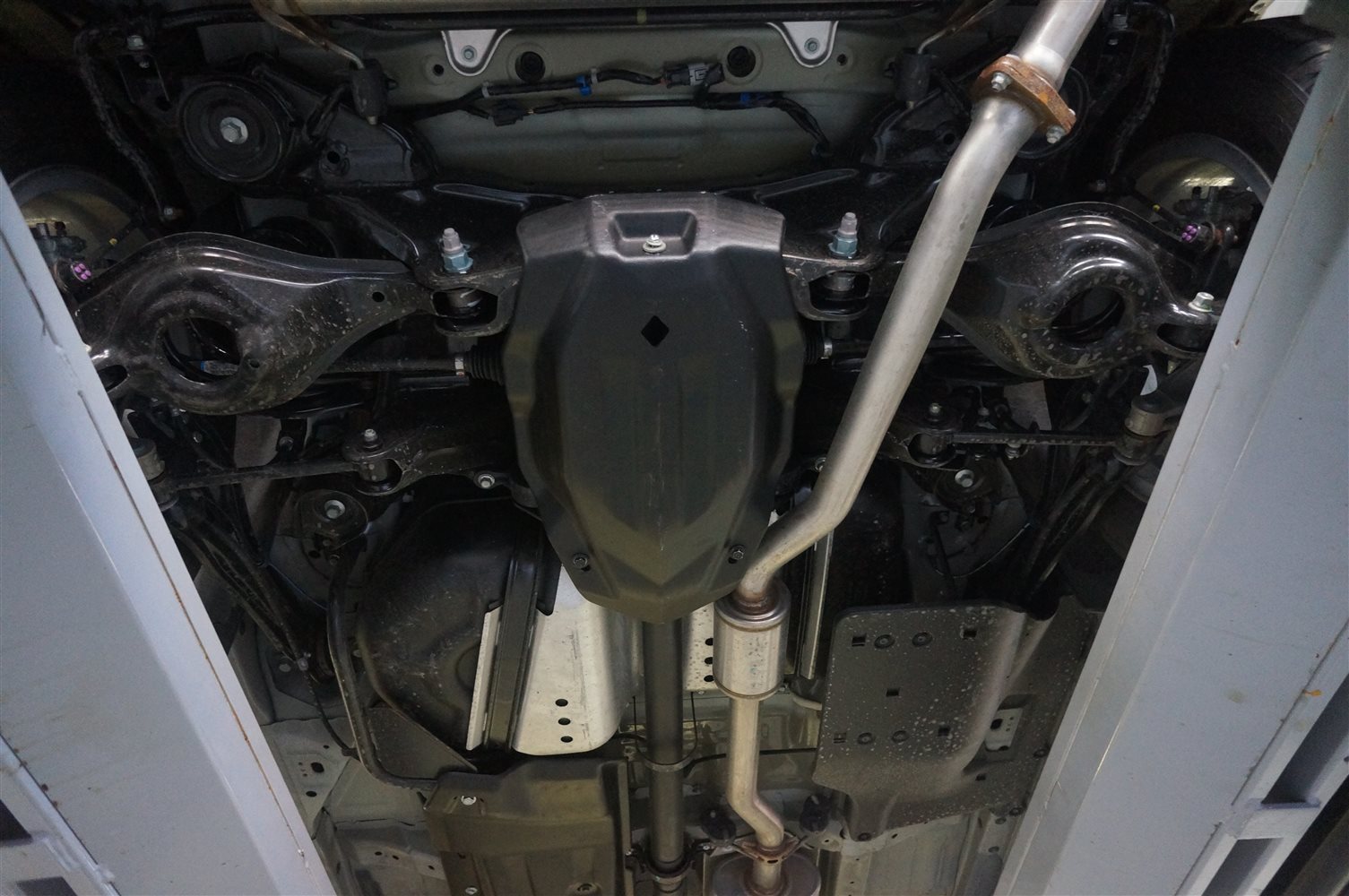 09.24k Защита днища ACURA RDX; V-3,5 АКПП (2014-)из 3 частей (Композит 8 мм) 09.24k Защита днища ACURA RDX; V-3,5 АКПП (2014-)из 3 частей (Композит 8 мм)