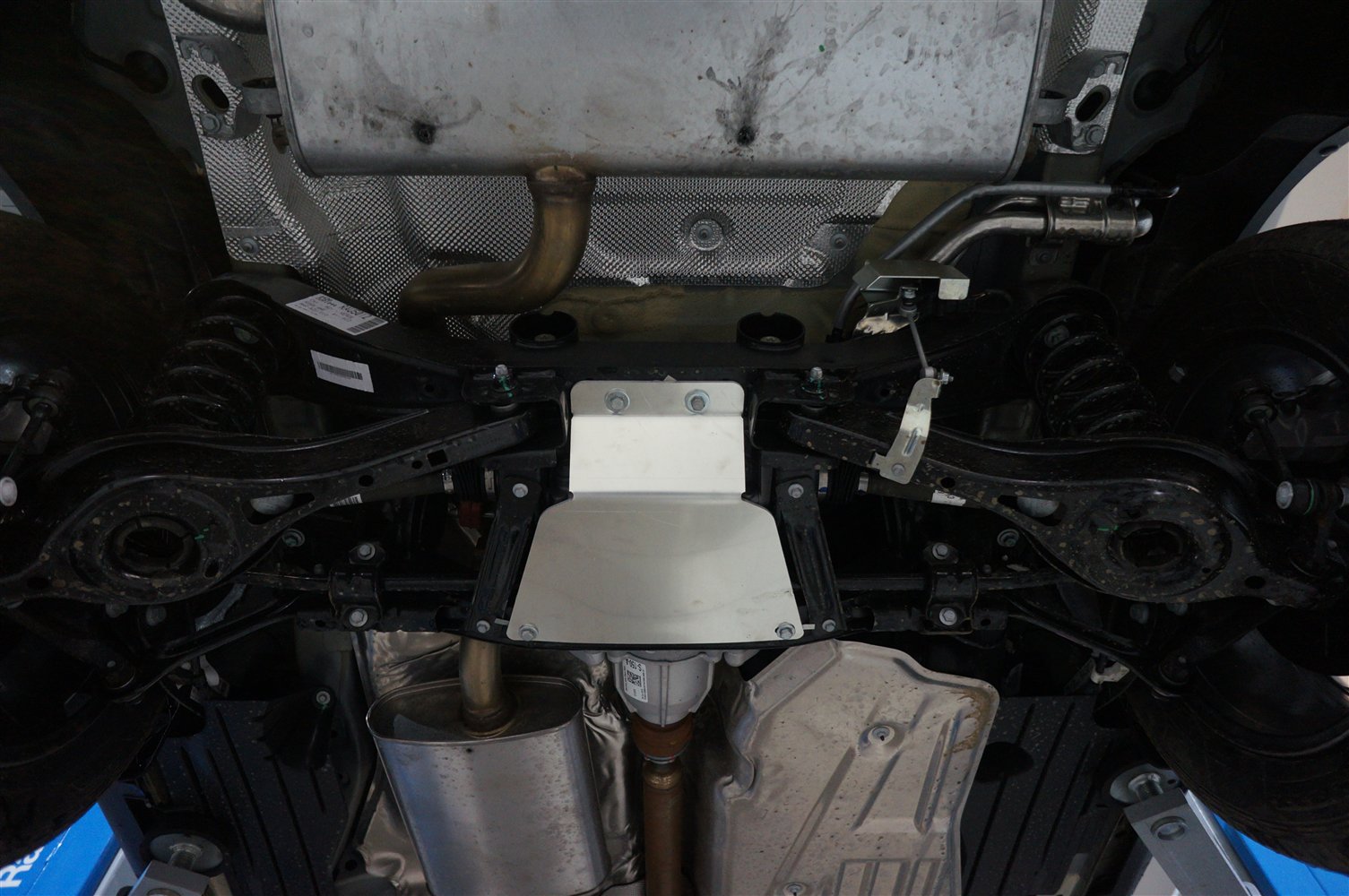 08.10ABC Защита заднего редуктора Ford Kuga V-1.6; 2,0D(2013-) (Алюминий 4 мм) 08.10ABC Защита заднего редуктора Ford Kuga V-1.6; 2,0D(2013-) (Алюминий 4 мм)