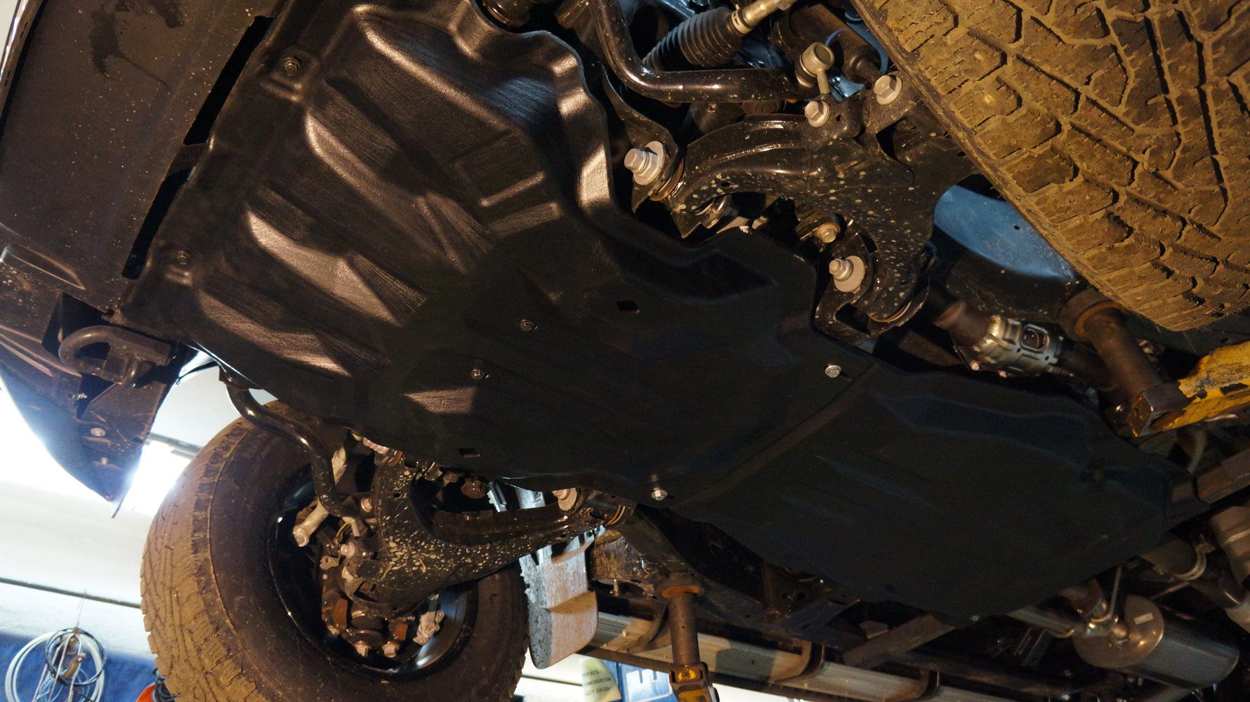 24.21k Защита картера двигателя и кпп Toyota Tundra, V-5.7, V-4.6; 4WD(2013-2021), из 2-х частей 24.21k Защита картера двигателя и кпп Toyota Tundra, V-5.7, V-4.6; 4WD(2013-2021), из 2-х частей