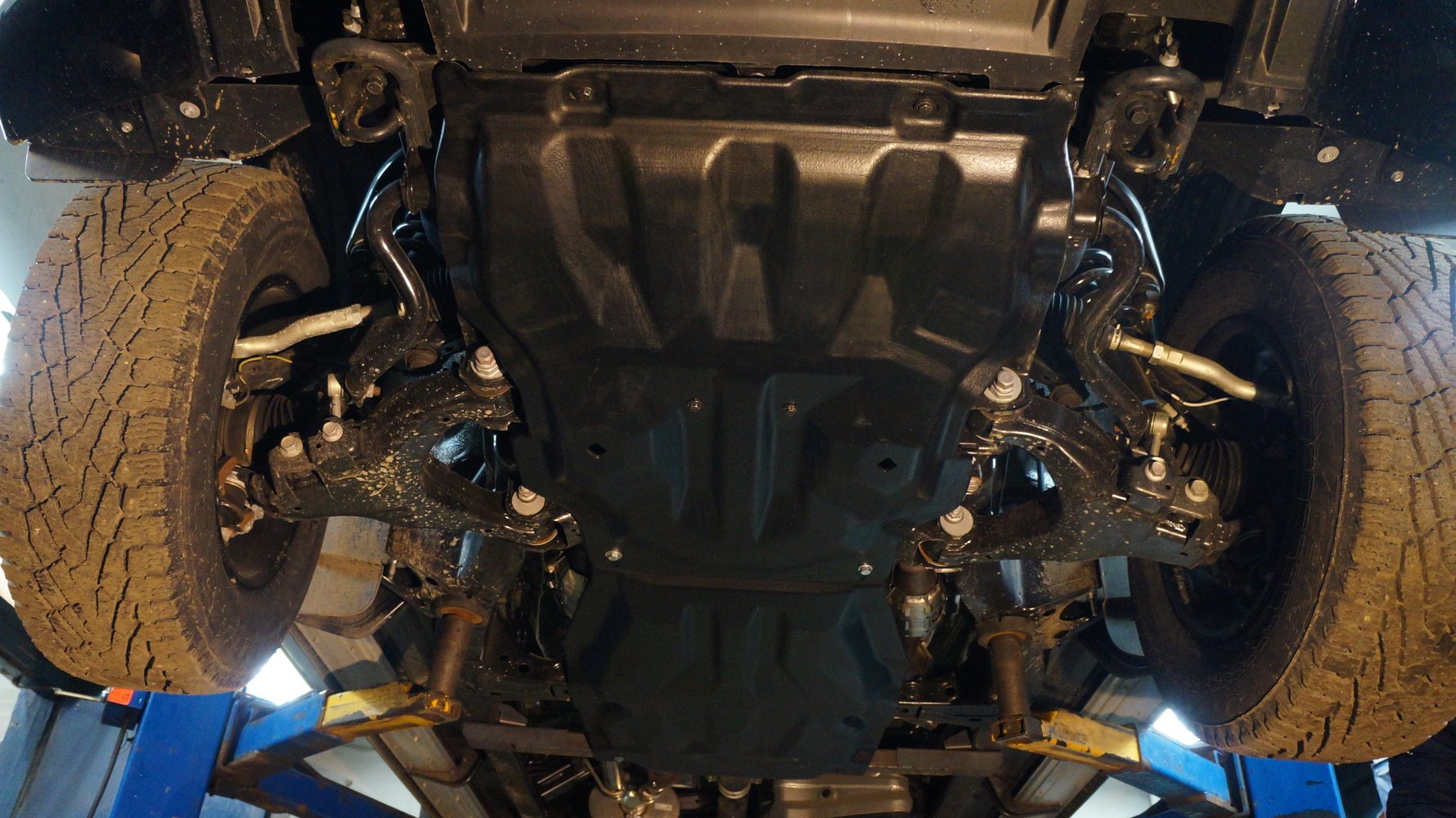 24.21k Защита картера двигателя и кпп Toyota Tundra, V-5.7, V-4.6; 4WD(2013-2021), из 2-х частей 24.21k Защита картера двигателя и кпп Toyota Tundra, V-5.7, V-4.6; 4WD(2013-2021), из 2-х частей