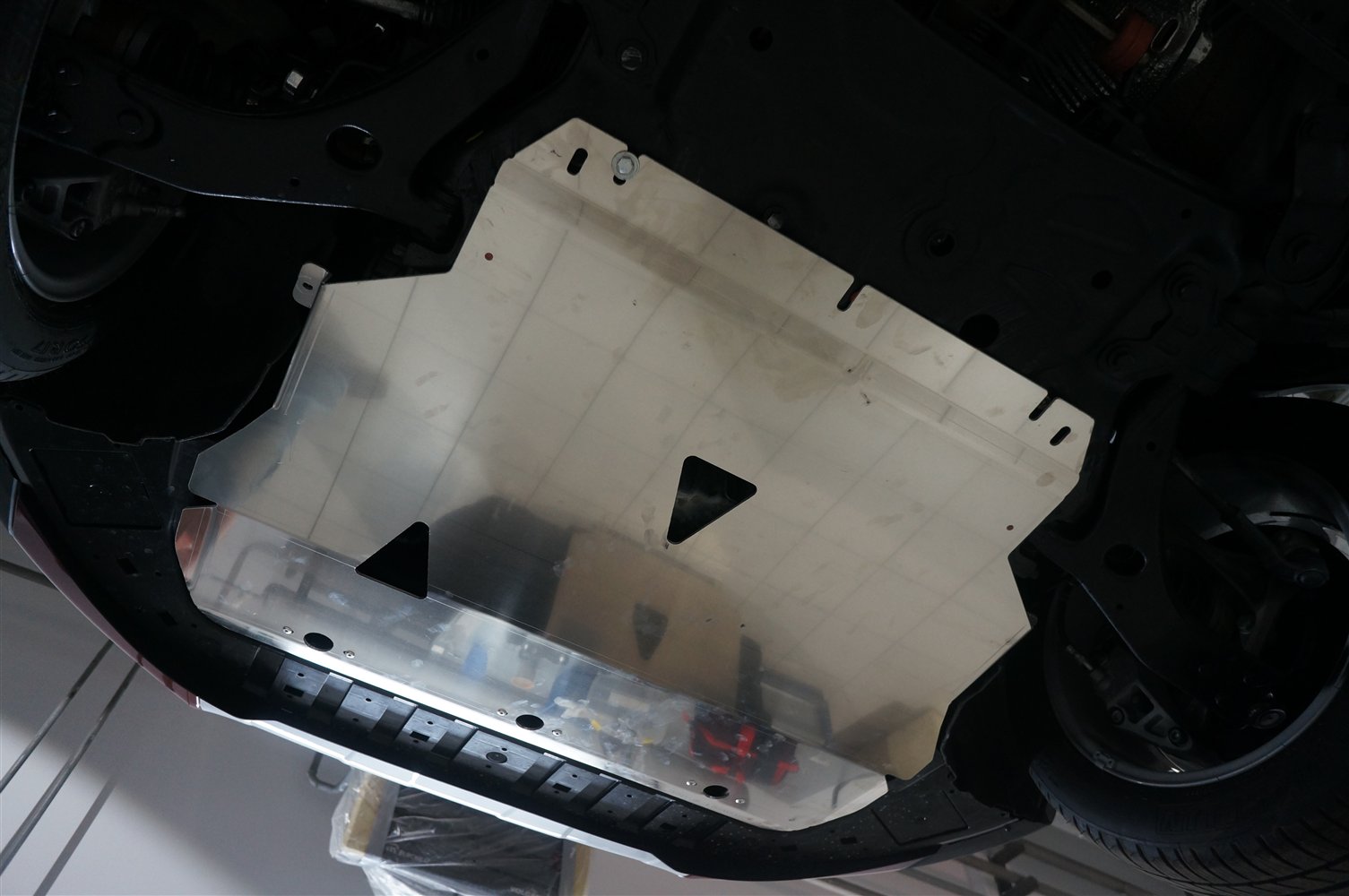 25.04ABC Защита картера двигателя и кпп Volvo (Вольво) V40, V-все (2013-2016)  (Алюминий 4 мм)