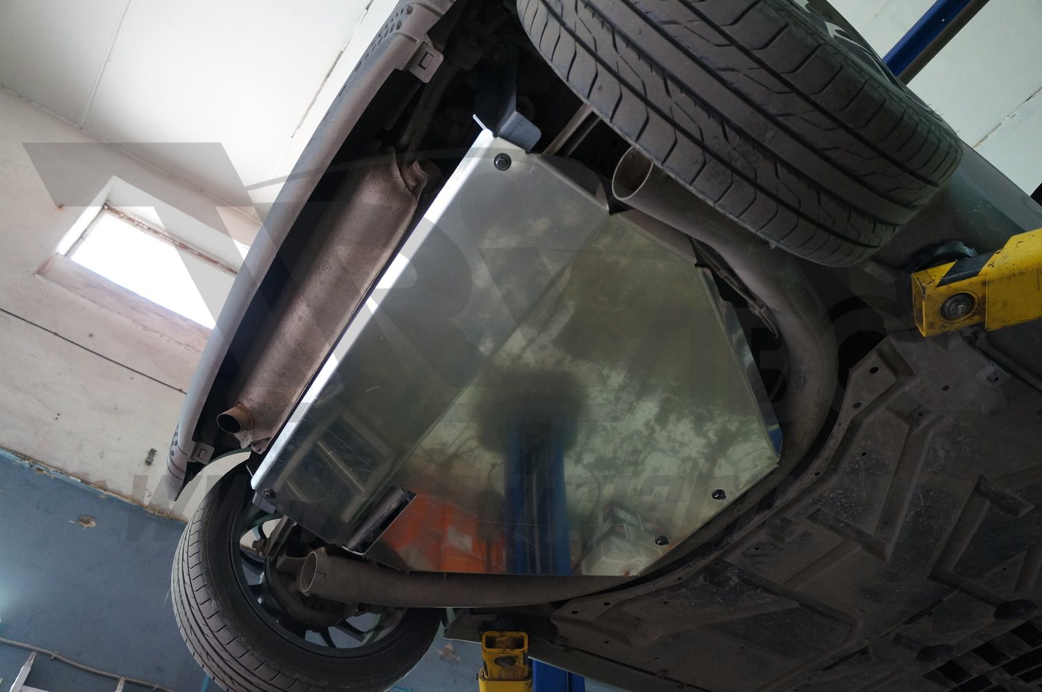 37.01ABC Защита моторного отсека Smart Fortwo V-все (2007-2014) (Алюминий 4 мм)