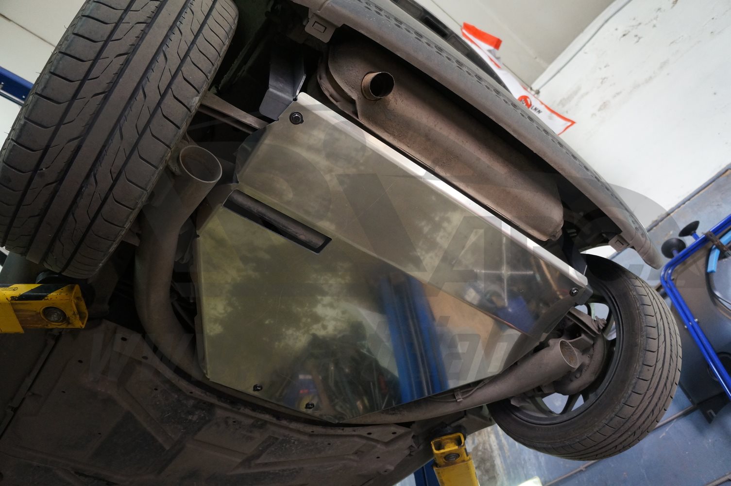 37.01ABC Защита моторного отсека Smart Fortwo V-все (2007-2014) (Алюминий 4 мм)