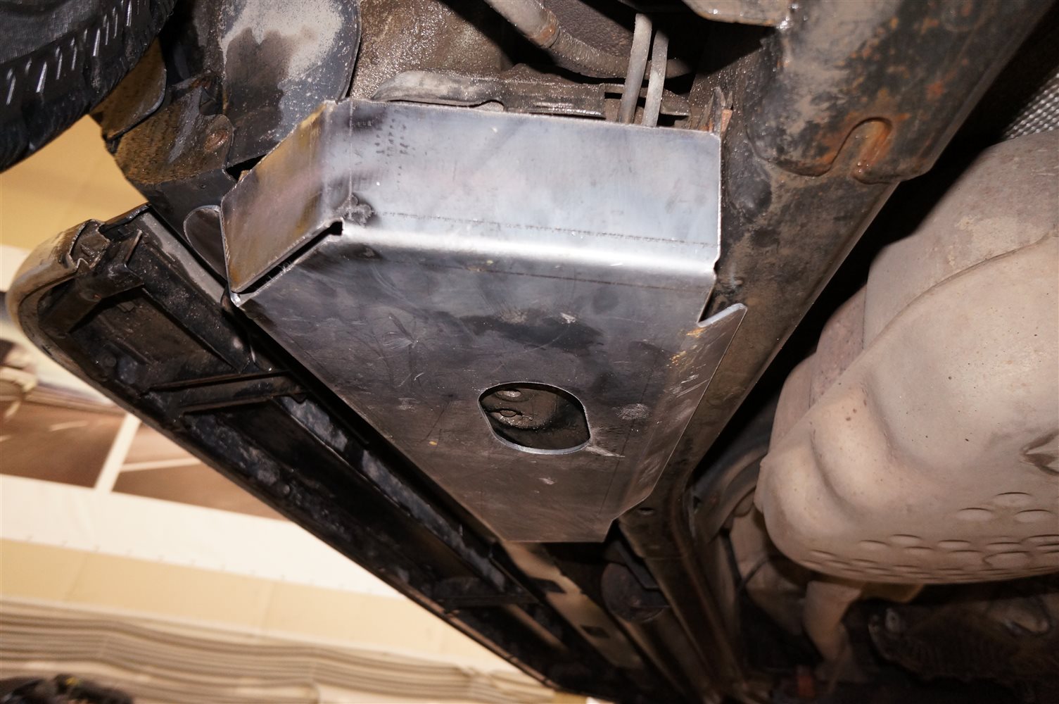 35.16ABC Защита помпы подвески Land Rover Discovery III;IV; V-2,7TD, 3,0TD (2004-2009-2016) (Алюминий) 35.16ABC Защита помпы подвески Land Rover Discovery III;IV; V-2,7TD, 3,0TD (2004-2009-2016) (Алюминий)