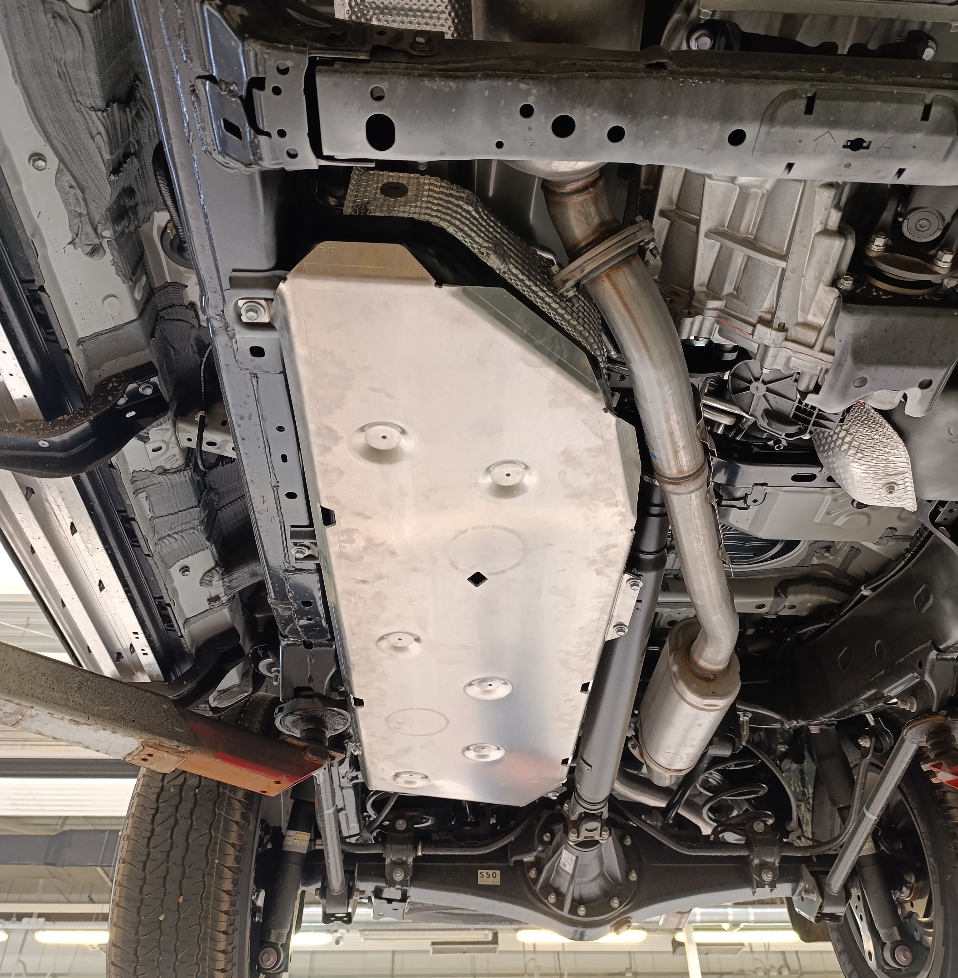 24.43ABC Защита топливного бака TOYOTA Land Cruiser PRADO J250 (2024-)(Алюминий 4 мм)