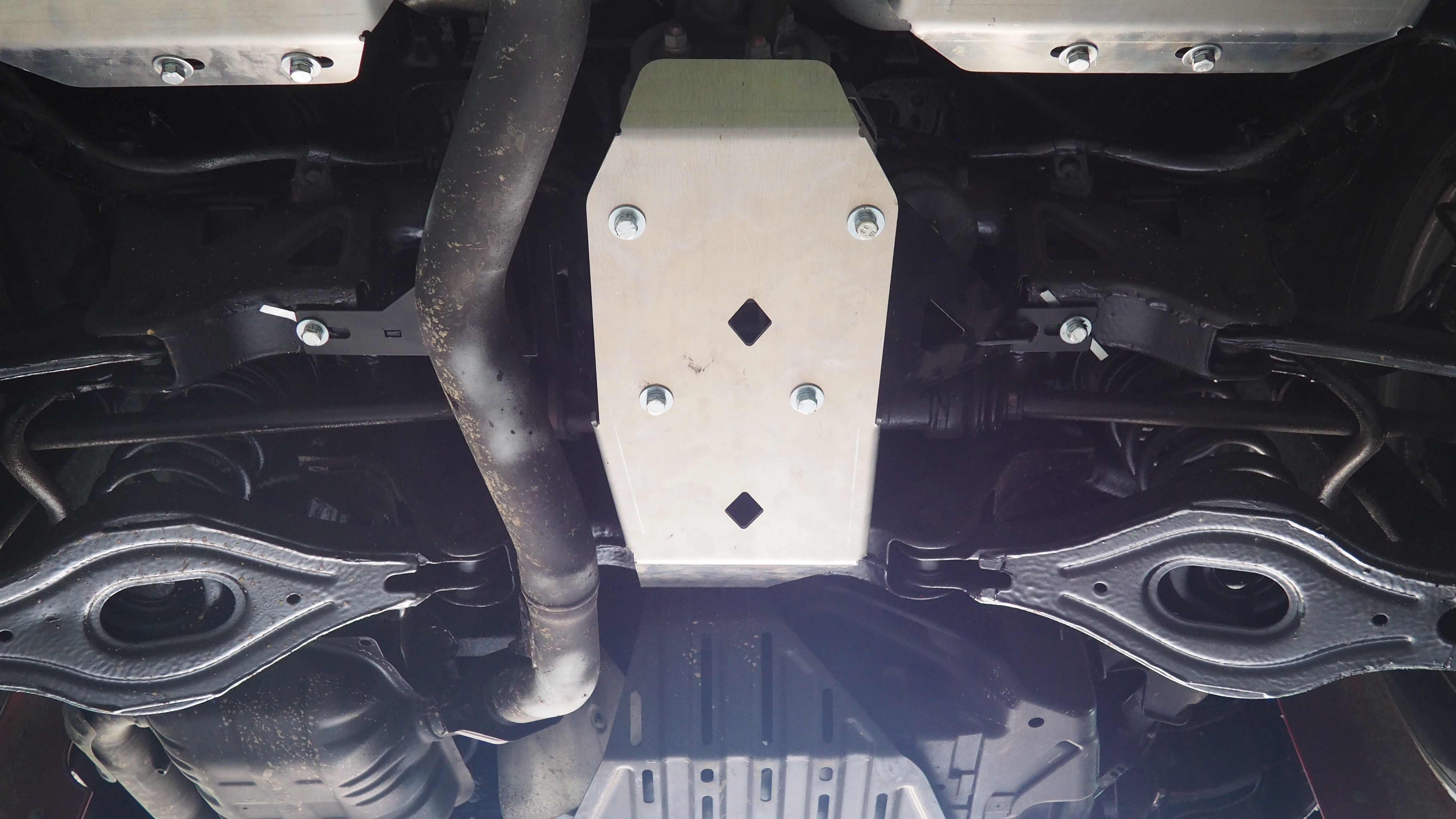 14.36ABC Защита заднего редуктора Mitsubishi Delica D5 (2018-) (Алюминий 4 мм)