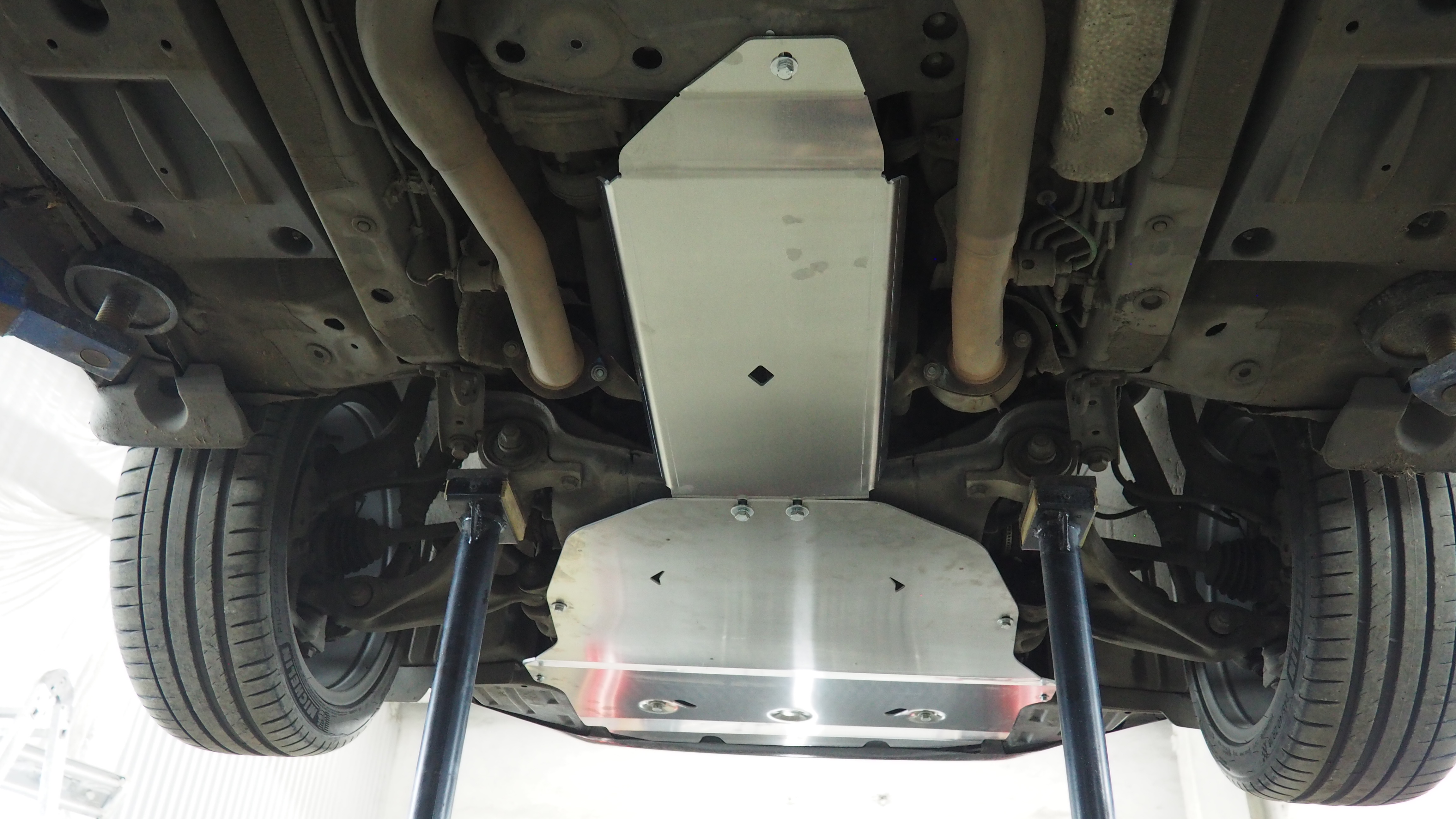 24.44ABC Защита картера двигателя и КПП Lexus GS350, V-3,5, 4WD (2011-2016) (Алюминий 4 мм)