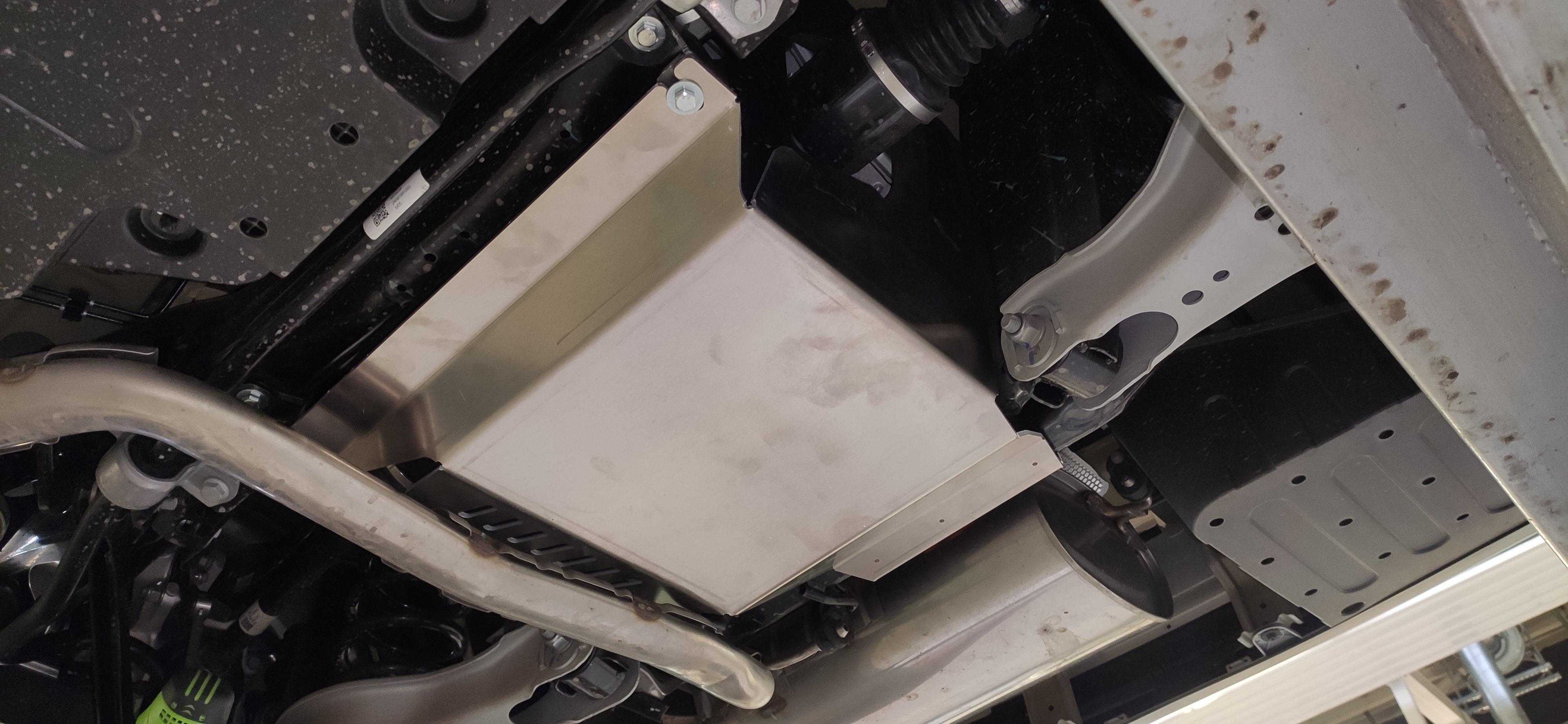 53.04ABC Защита заднего электромотора Li L6 (2024-) (Алюминий 4 мм)