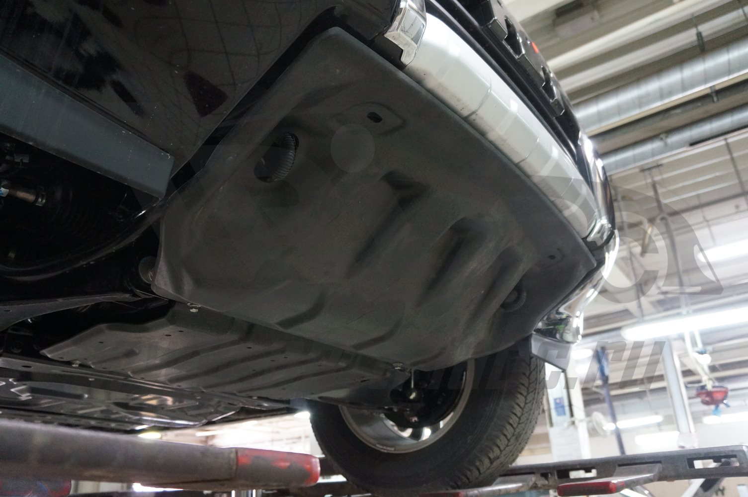 14.09k Защита радиатора Mitsubishi Pajero (Митсубиши Паджеро) IV,V-3,0;3,8;3,2TD (2006-) (Композит 8 мм)