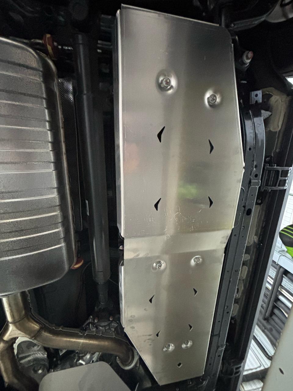 47.06ABC Защита топливного бака TANK 700 (2025-) (Алюминий 4мм)